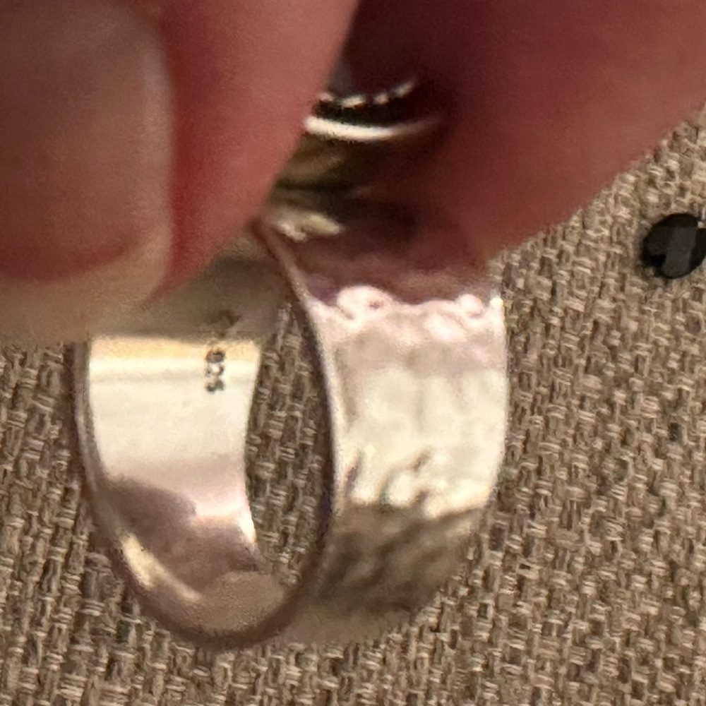 SILPADA Sterling Silver Pearl Ring R0898 | Hammered Wide Band Size 7 Gift Box - Picture 8 of 11
